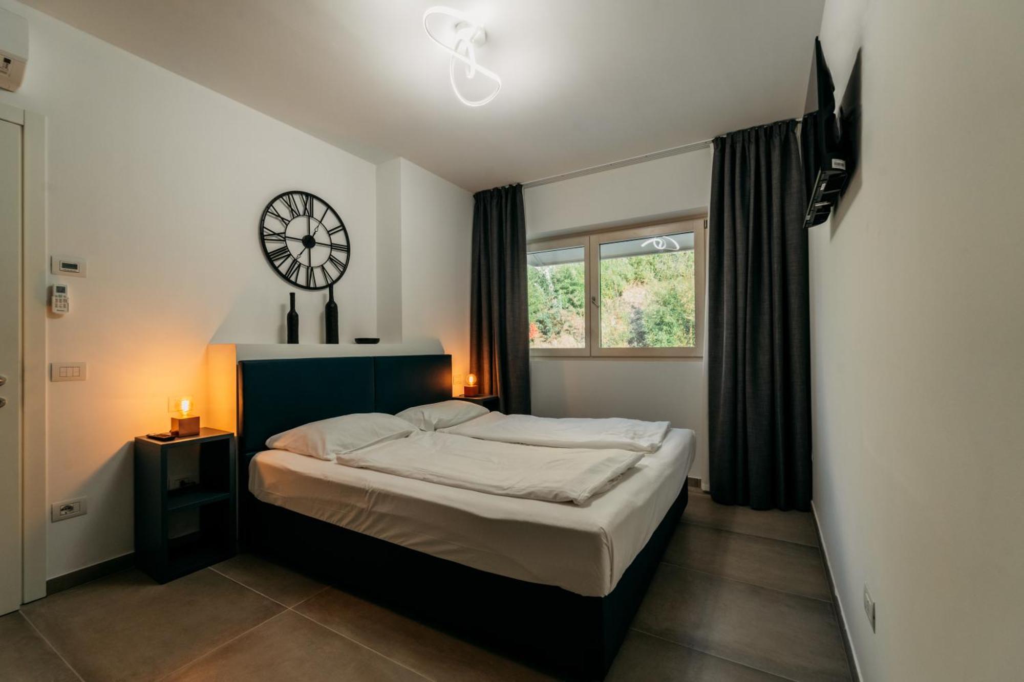 Apartments Monsurei, Lake View บาร์โดลิโน ภายนอก รูปภาพ