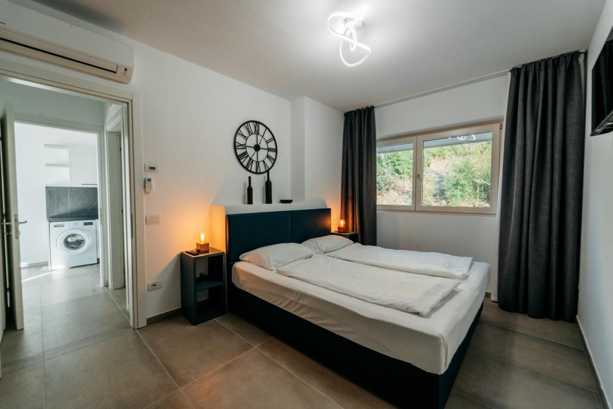 Apartments Monsurei, Lake View บาร์โดลิโน ภายนอก รูปภาพ
