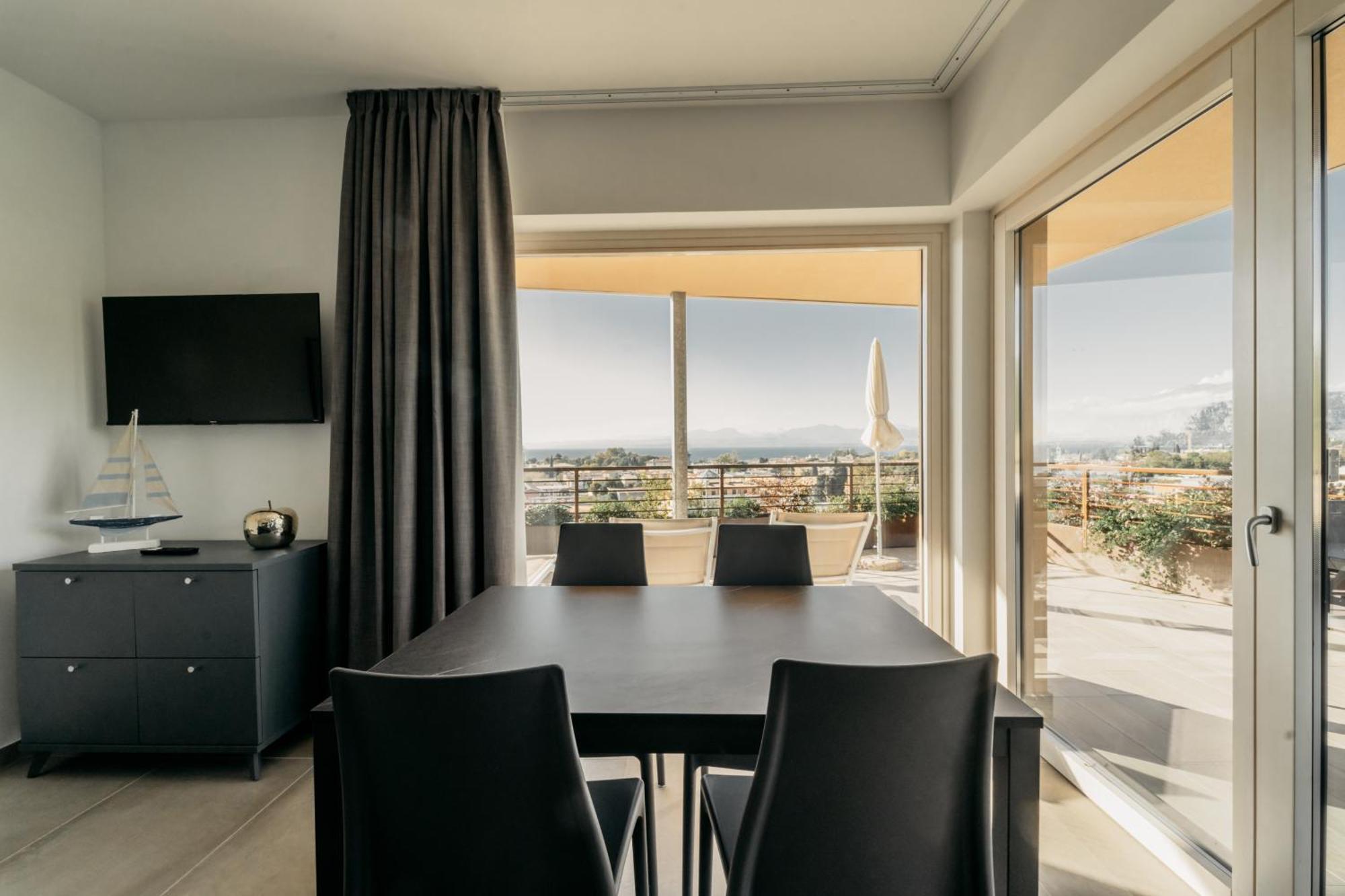 Apartments Monsurei, Lake View บาร์โดลิโน ภายนอก รูปภาพ