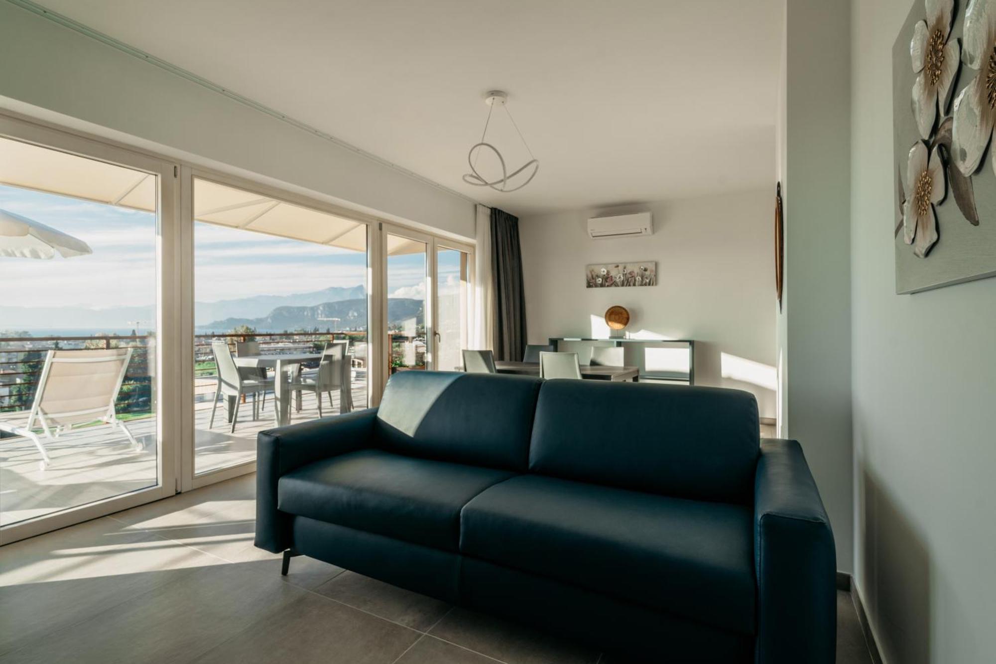 Apartments Monsurei, Lake View บาร์โดลิโน ภายนอก รูปภาพ