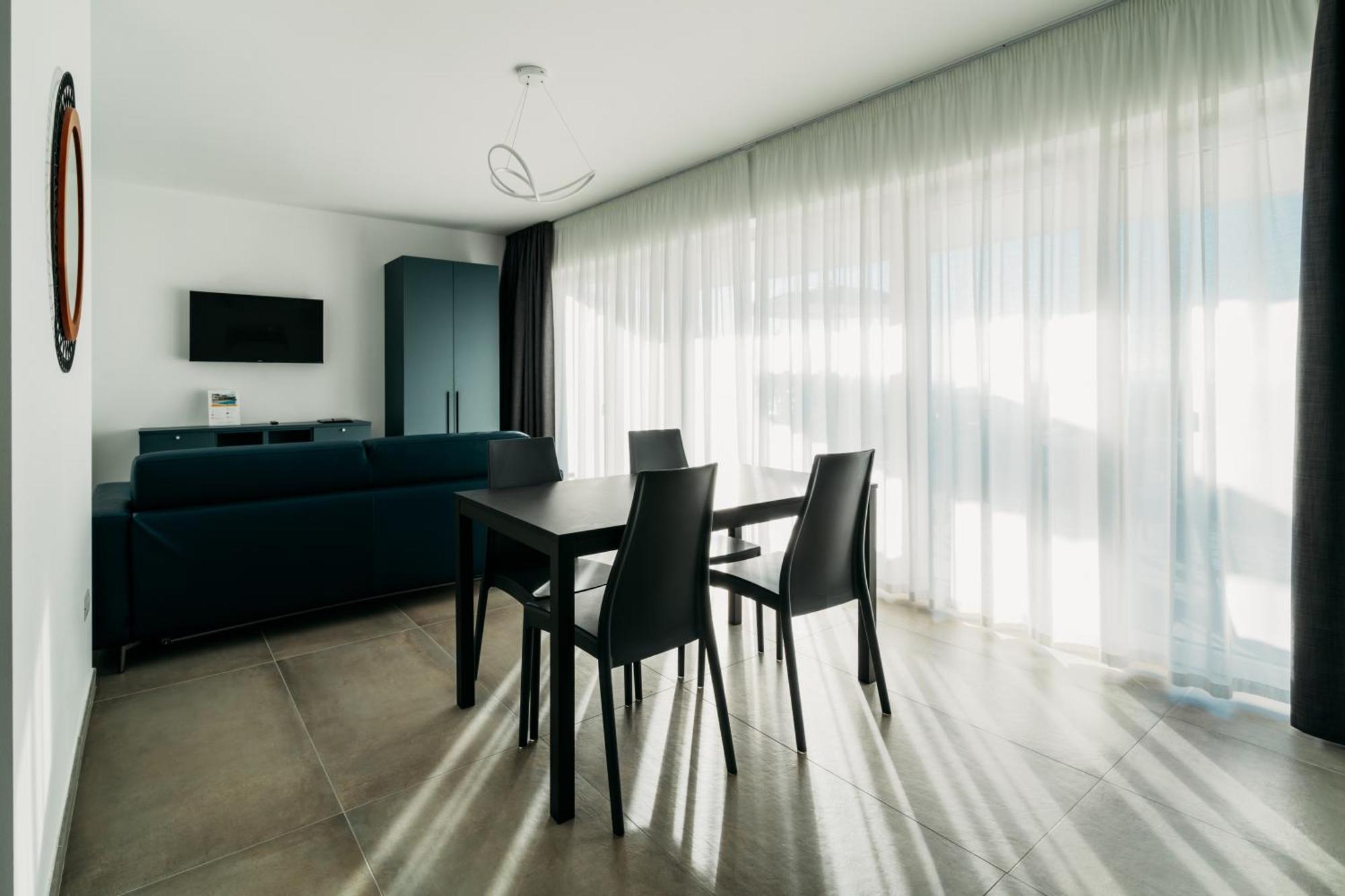 Apartments Monsurei, Lake View บาร์โดลิโน ภายนอก รูปภาพ