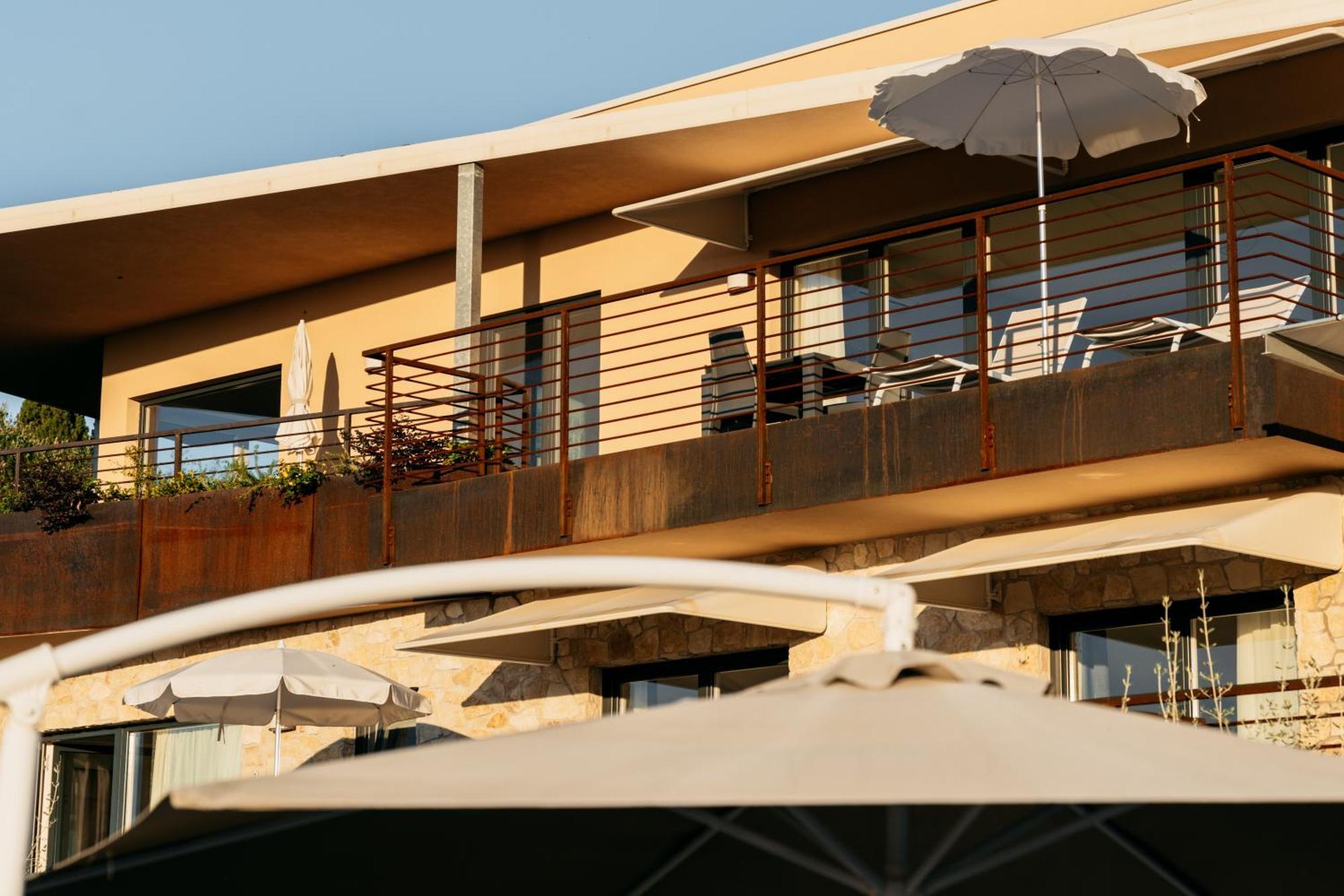 Apartments Monsurei, Lake View บาร์โดลิโน ภายนอก รูปภาพ