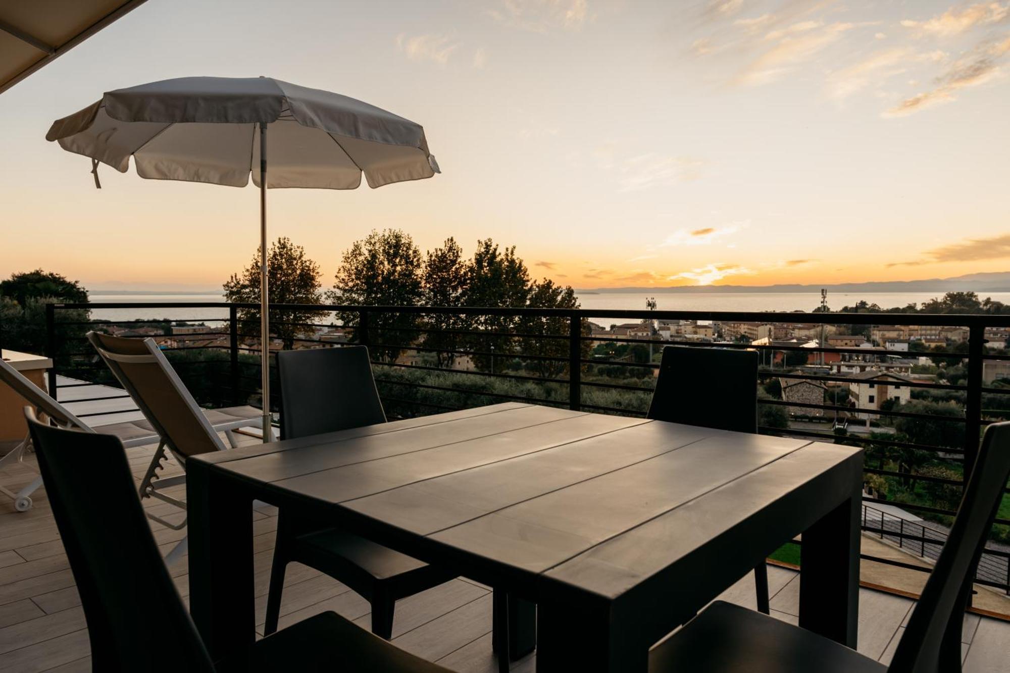 Apartments Monsurei, Lake View บาร์โดลิโน ภายนอก รูปภาพ