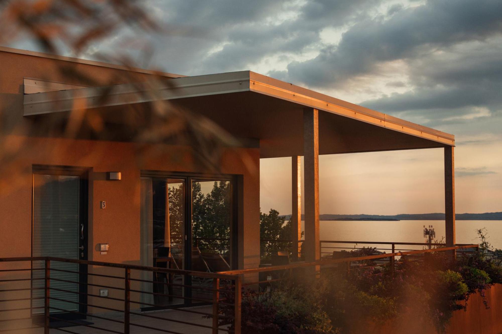 Apartments Monsurei, Lake View บาร์โดลิโน ภายนอก รูปภาพ